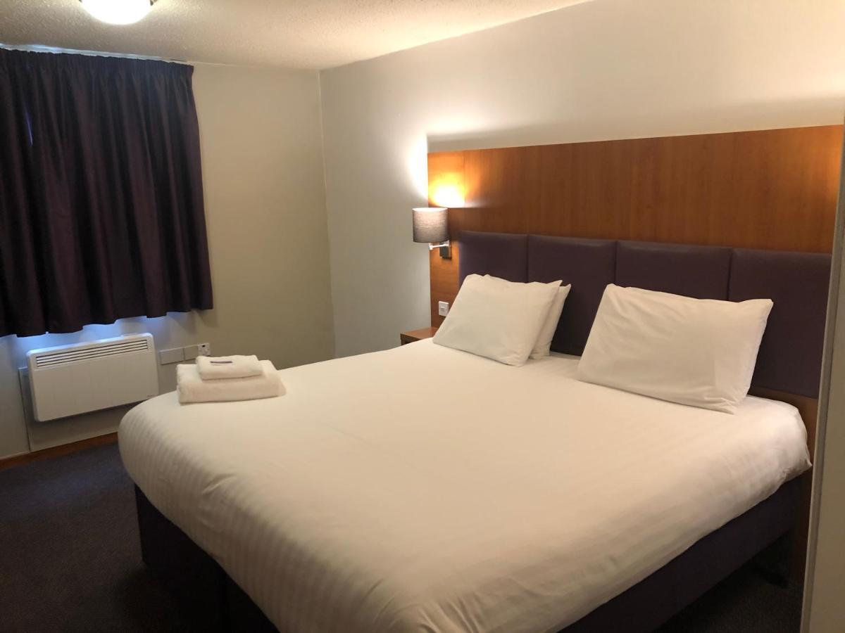 ברומסגרוב Bluemont Hotel מראה חיצוני תמונה