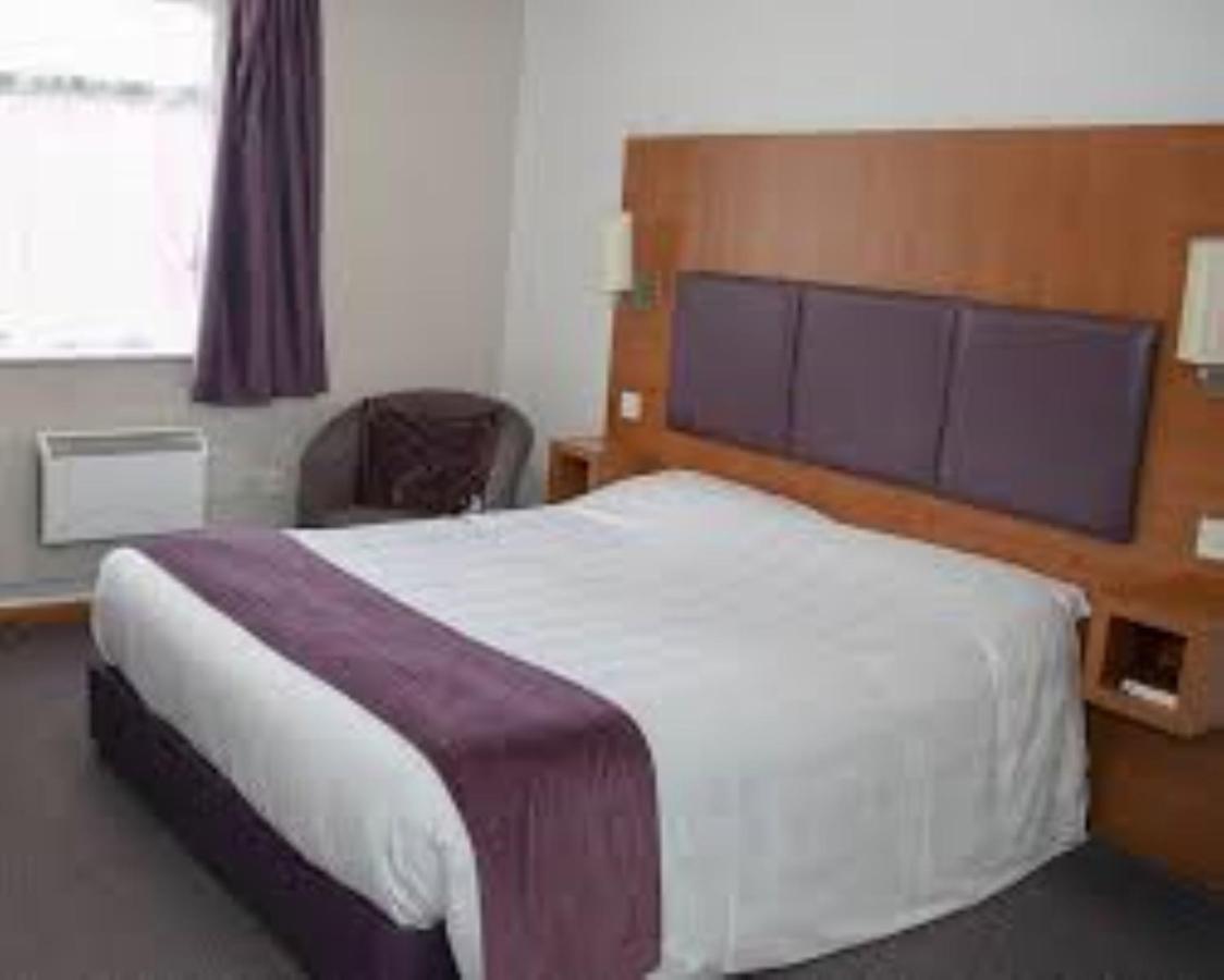 ברומסגרוב Bluemont Hotel מראה חיצוני תמונה